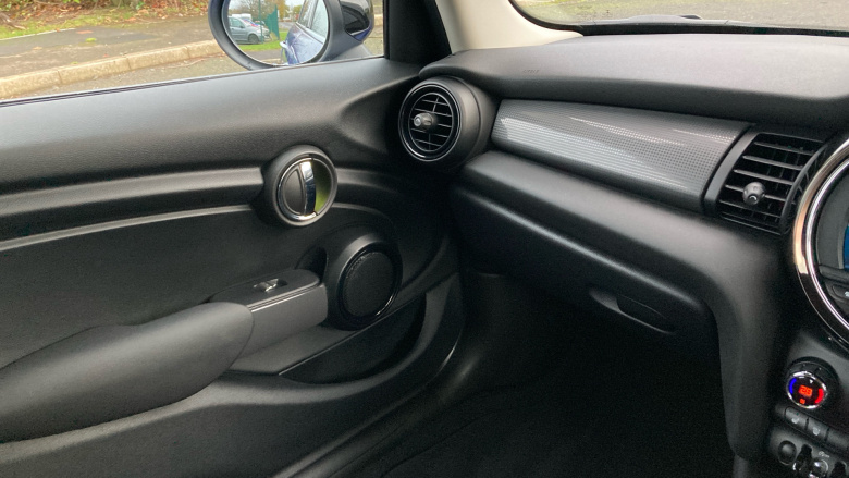 MINI Hatchback 1.5 Cooper Classic II 5dr Auto Petrol Hatchback